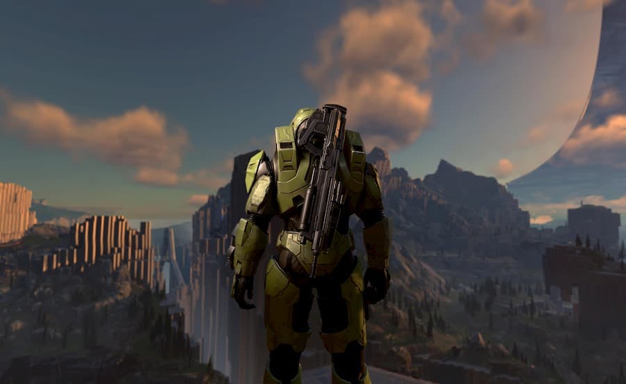 Master Chief gazing out into the vistas of Zeta Halo